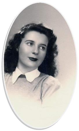 Nelly Lucía (Lucy) hacia 1945 en Buenos Aires - Argentina